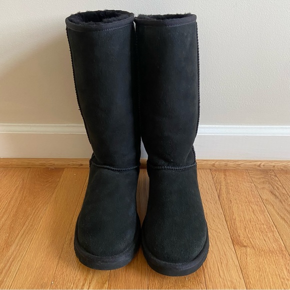 UGG Classic Tall II Boots Women's 8 Black Suede Leather Shearling Fur Lined Soft - Picture 3 of 12
